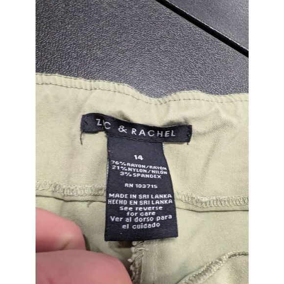 Zac & Rachel Pants Capri  Beige Tan Women's Size 14 - Picture 4 of 6